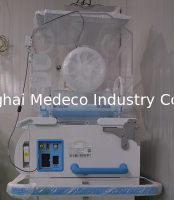 Incubadora neonatal médica para los bebés prematuros con el depósito de la humedad